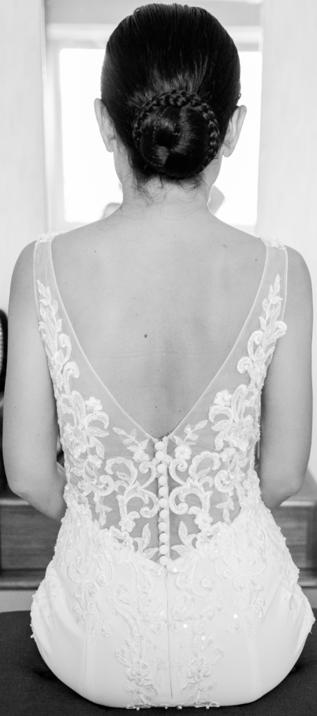 Bruiloftsfoto achterkant jurk